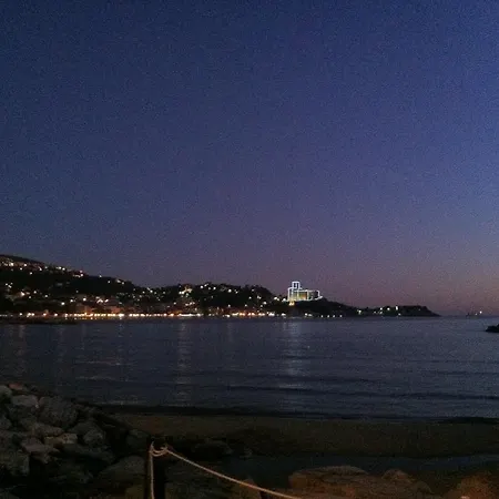 A Casa Di Alecarla 아파트